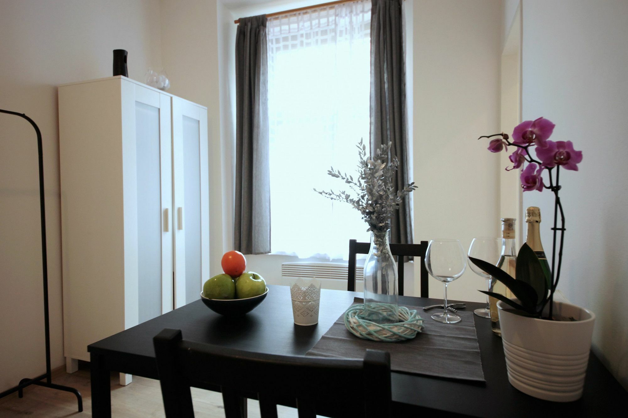 Residence Vita Nejedleho Prague Ngoại thất bức ảnh